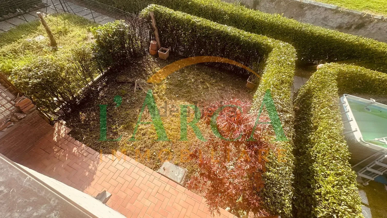 732399628